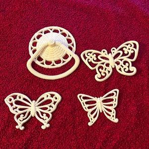 Vintage Homco Home Interiors White Bathroom butterfly decor set